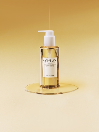 SKIN1004 Madagascar Centella Light Cleansing Oil καθαριστικό λάδι και ντεμακιγιάζ με καταπραϋντική δράση