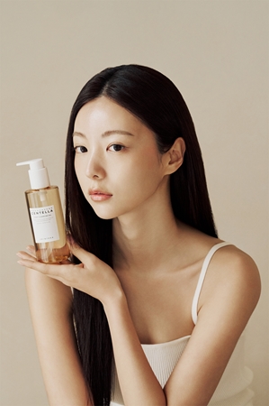 SKIN1004 Madagascar Centella Light Cleansing Oil καθαριστικό λάδι και ντεμακιγιάζ με καταπραϋντική δράση