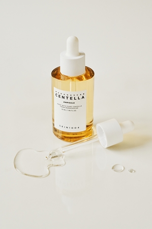 SKIN1004 Madagascar Centella Ampoule Mitrinošs serums jutīgas ādas nomierināšanai un stiprināšanai