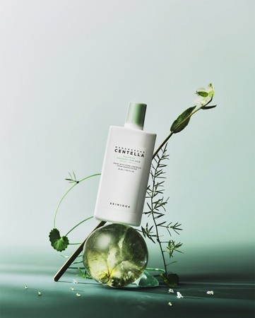 SKIN1004 Madagascar Centella Tea-Trica Sun Milk Extra Light Body Sunscreen SPF 50+