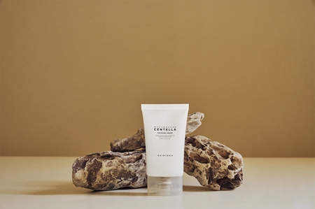 SKIN1004 Madagascar Centella Soothing Cream crème nourrissante et apaisante pour la régénération de la peau