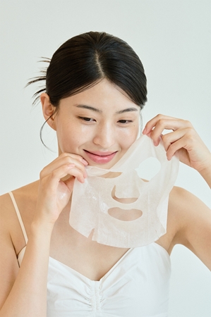 SKIN1004 Madagascar Centella Tone Brightening Glow Mask Brightening Face Sheet Mask with soothing effect