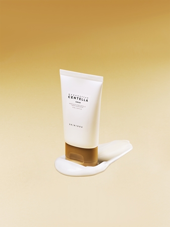 SKIN1004 Madagascar Centella Cream Light Soothing Moisturiser for sensitive and irritable skin