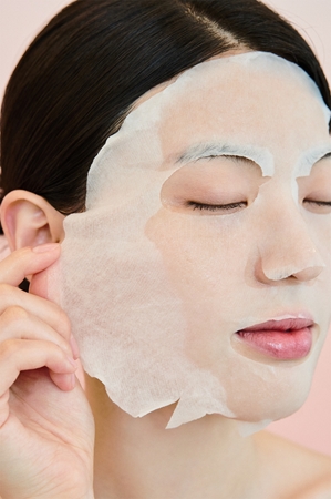 SKIN1004 Madagascar Centella Poremizing Clarifying Mask Sheet Mask to smooth skin and minimise pores