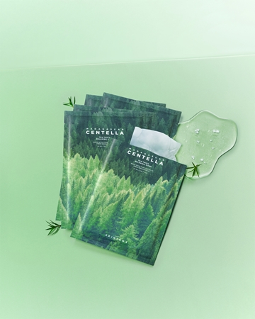 SKIN1004 Madagascar Centella Tea-Trica Relaxing Mask Sheet Mask with soothing effect