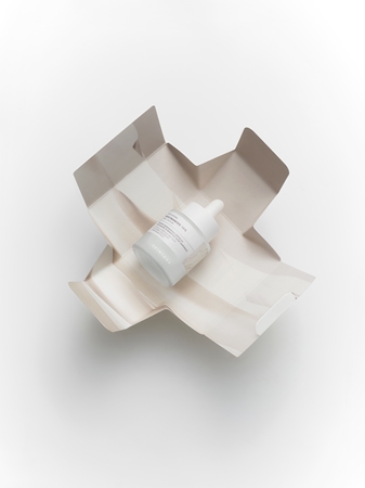 SKIN1004 Lab In Nature Niacinamide 10% Boosting Shot Ampoule Regenerating And Brightening Serum with moisturising effect