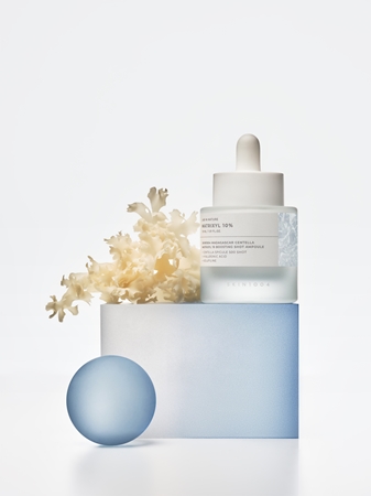 SKIN1004 Lab In Nature Matrixyl 10% Boosting Shot Ampoule Moisturizing Face Serum with anti-ageing and firming effect