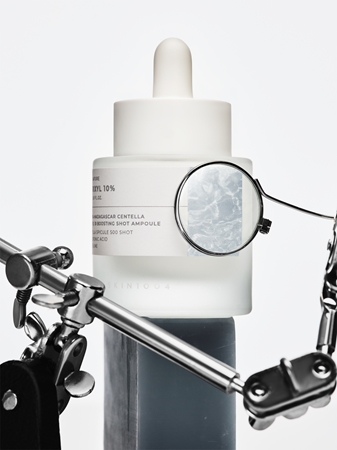 SKIN1004 Lab In Nature Matrixyl 10% Boosting Shot Ampoule Moisturizing Face Serum with anti-ageing and firming effect