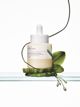 SKIN1004 Lab In Nature Retinol 0.2% Boosting Shot Ampoule regenerating anti-wrinkle serum for increased skin elasticity