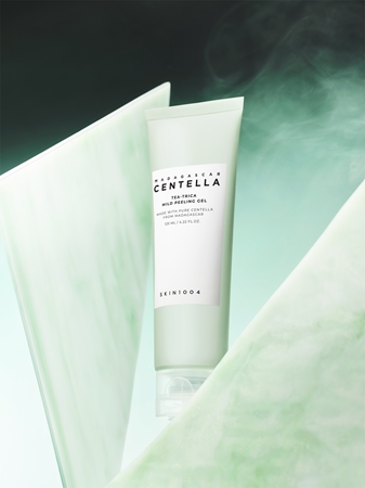 SKIN1004 Madagascar Centella Tea-Trica Mild Peeling Gel Peeling Gel with soothing effect