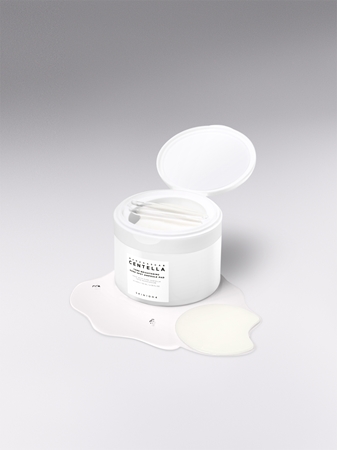 SKIN1004 Madagascar Centella Tone Brightening Dark Spot Ampoule Pad toner pads to treat dark spots