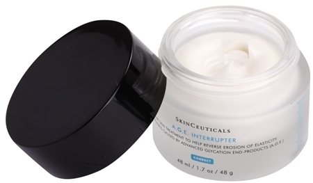 Märke
SkinCeuticals Correct Firming Cream to Restore Elasticity of Mature Skin