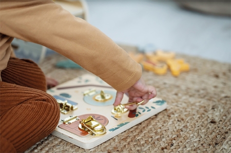 Small foot Safari jucărie cu activități