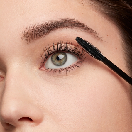 Smashbox Super Fan Mascara mascara cu rotatie pentru o buna definire a genelor