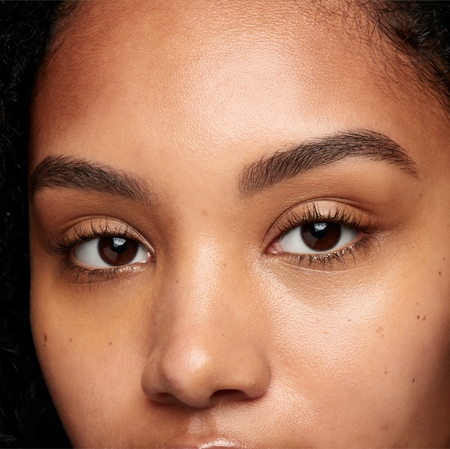 Smashbox Super Fan Mascara mascara cu rotatie pentru o buna definire a genelor