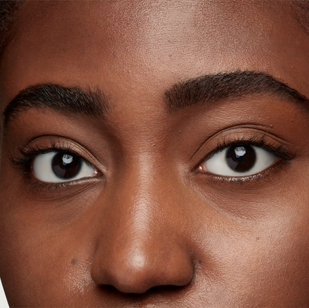 Smashbox Super Fan Mascara mascara cu rotatie pentru o buna definire a genelor
