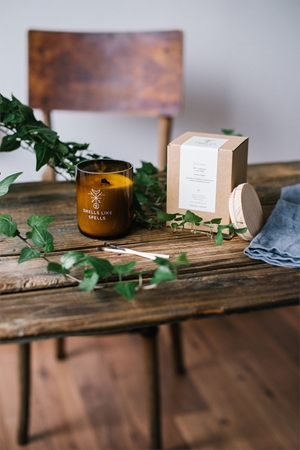 Smells Like Spells Norse Magic Freya Duftkerze mit Holzdocht (love/relationship)
