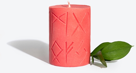Smells Like Spells Rune Candle Freya vonná svíčka (love/relationship)