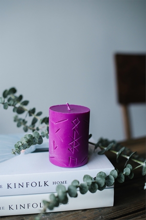 Smells Like Spells Rune Candle Mimir doftljus (relaxation/meditation)