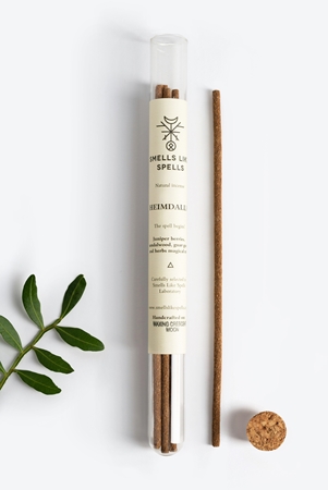 Smells Like Spells Norse Magic Eir tuoksutikut (healing/health)