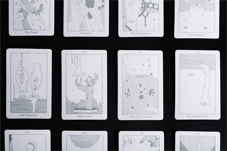 Smells Like Spells Major Arcana The Hierophant αρωματικό κερί