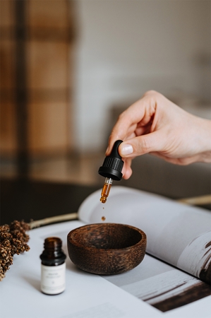 Smells Like Spells Essential Oil Atlas Cedarwood esenciální vonný olej