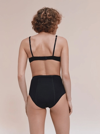 Snuggs Period Underwear Night: Heavy Flow Black υφασμάτινα εσώρουχα περιόδου για βαριά έμμηνο ρύση