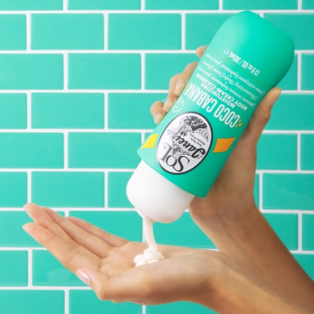 Sol de Janeiro Coco Cabana Moisturizing Body Cream-Cleanser intensyvaus poveikio suragėjusios odos kremas (intensyviai drėkinantis kremas) prausimuisi