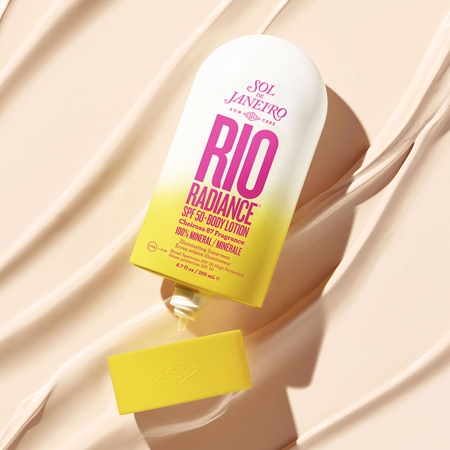 Sol de Janeiro Rio Radiance SPF 50 kirkastava ja kosteuttava maito ihon suojaamiseen