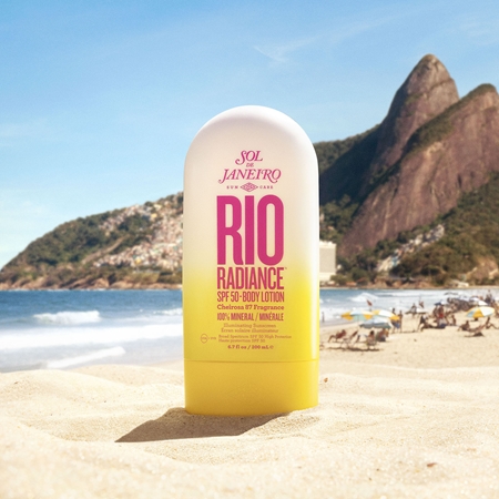 Sol de Janeiro Rio Radiance SPF 50 kirkastava ja kosteuttava maito ihon suojaamiseen