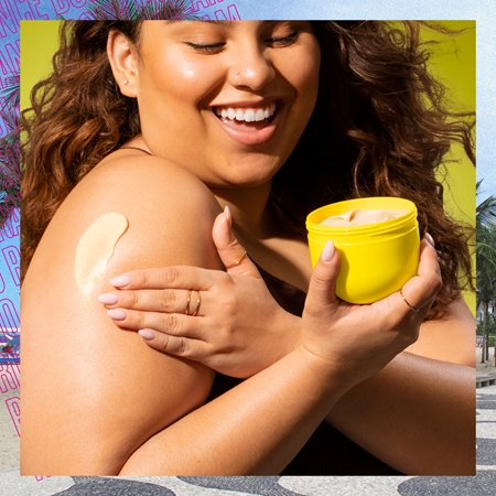 Sol de Janeiro Rio Radiance Cream cremă de corp, cu efect de iluminare cu efect de hidratare