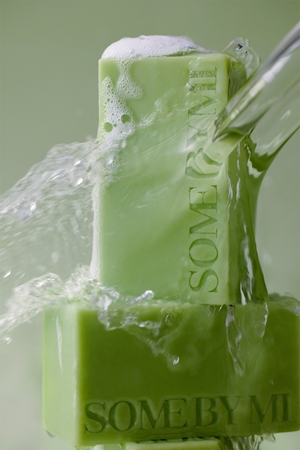 Some By Mi AHA∙BHA∙PHA 30 Days Miracle hydratační čisticí mýdlo pro mastnou a problematickou pleť