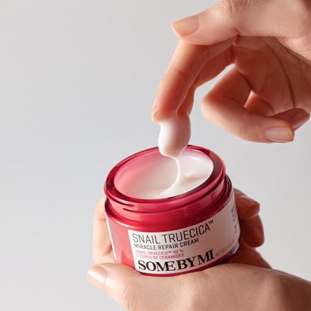 Some By Mi Snail Truecica Miracle Repair Cream Lindrande och fuktgivande kräm