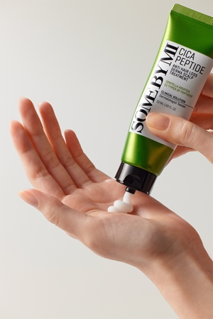 Some By Mi Cica Peptide Derma Scalp Treatment balsamo idratante e lenitivo anti-caduta dei capelli