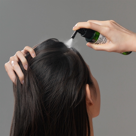 Some By Mi Cica Peptide Derma Scalp Tonic hydratační a vyživující tonikum proti vypadávání vlasů
