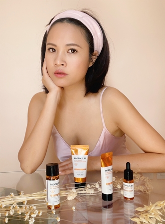 Some By Mi Propolis B5 Glow Barrier set for radiance and hydration