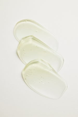 Some By Mi Yuja Niacin Brightening All in One Cleanser spuma de curatare ce ofera stralucire pentru piele sensibilă