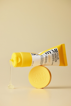 Some By Mi Yuja Niacin 30 Days Brightening Moisture Gel Cream Niisutav geelkreem sära andva efektiga