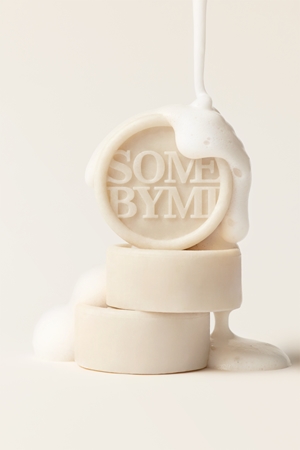 Some By Mi Lacto Soy Low Ph Morning Cleansing Bar sapun gentil pentru curatare pentru piele sensibilă