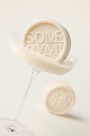Some By Mi Lacto Soy Low Ph Morning Cleansing Bar sapun gentil pentru curatare pentru piele sensibilă