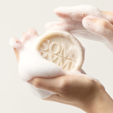 Some By Mi Lacto Soy Low Ph Morning Cleansing Bar sapun gentil pentru curatare pentru piele sensibilă