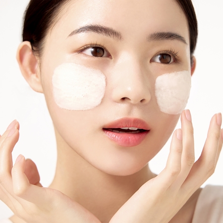 Some By Mi Lacto Soy Mild Bubble Peeling Cleanser Zachte Reinigingspeeling voor Gevoelige Huid