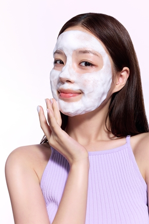 Some By Mi Retinol Bakuchiol Bubble Toner Anti-Aging Toner with soothing effect