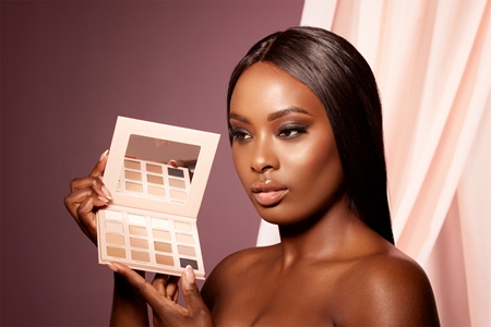 SOSU Cosmetics All Matte Everything Eyeshadow Palette palette di ombretti