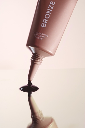 SOSU Cosmetics Bronze Drops tekutý bronzer (rozjasňující)