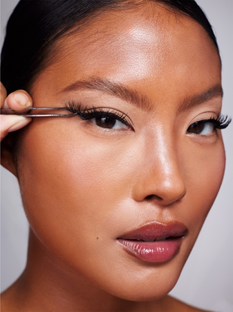 SOSU Cosmetics Hidden Agenda Lash Kit Lösögonfransar