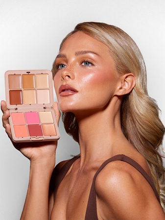 SOSU Cosmetics Complete Canvas Complexion Palette palette multifonctionnelle visage