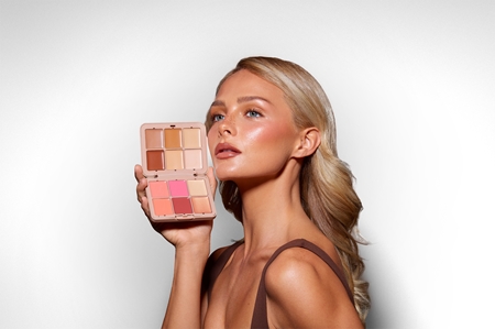 SOSU Cosmetics Complete Canvas Complexion Palette palette multifonctionnelle visage