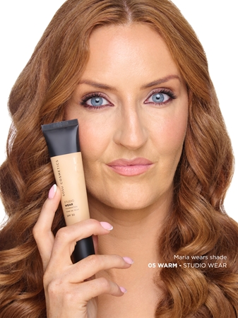 SOSU Cosmetics Studio Wear fond de teint couvrant SPF 50