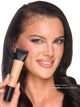 SOSU Cosmetics Studio Wear fond de teint couvrant SPF 50